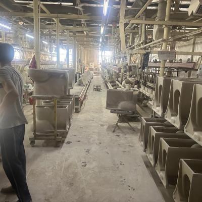 Low-pressure cast toilet