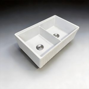 Wholesale TAITAO 33-Inch Double Bowl Fireclay Farmhouse Sink with Workstation and Fluted Apron Front S332025E